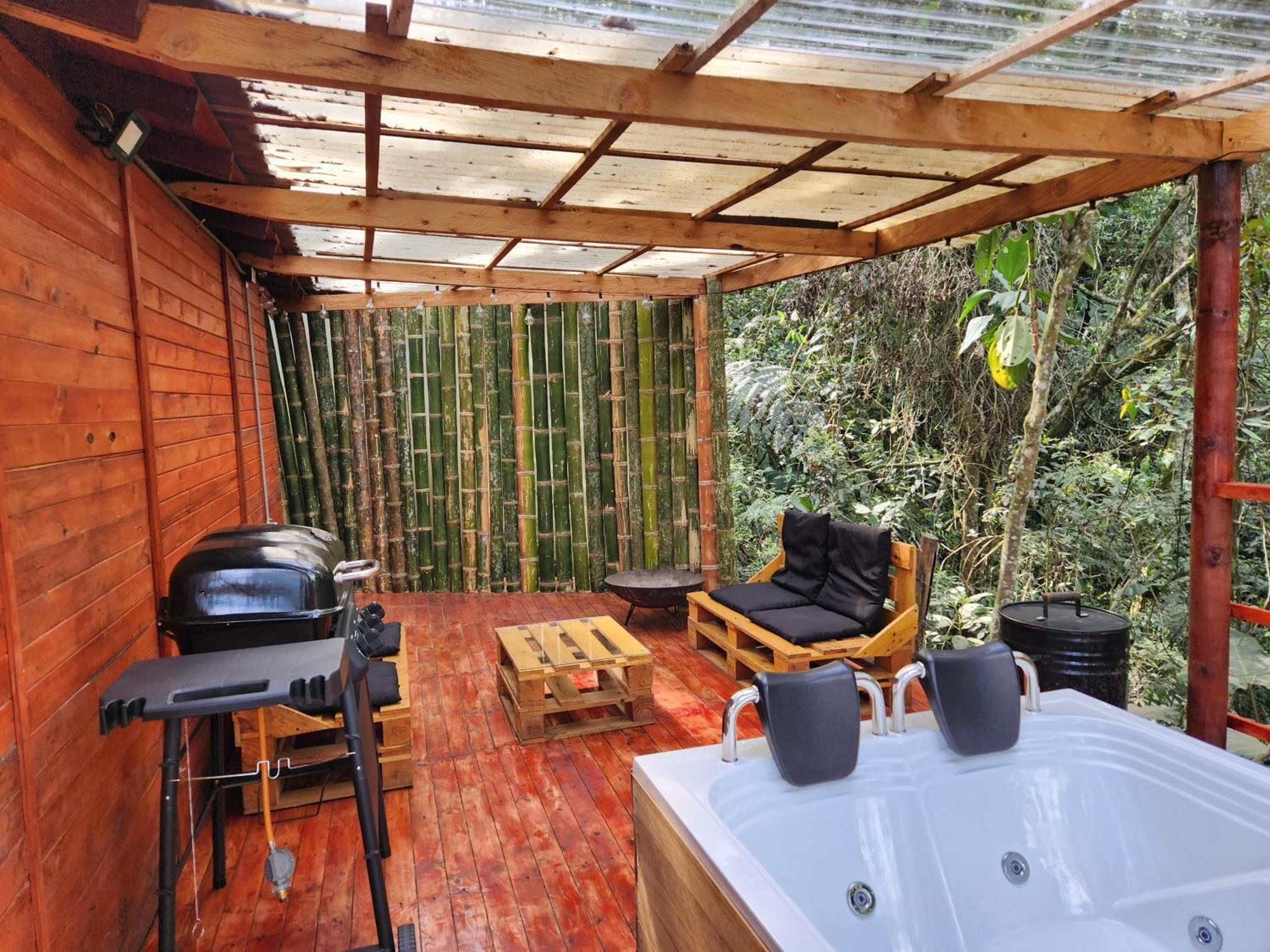 En Medio Del Bosque Con Jacuzzi - Santa Elena Santa Elena (Antioquia)